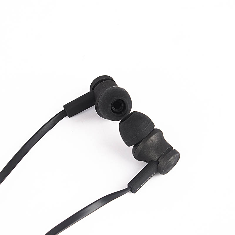 AUDIFONO-MP3-HALION-FX40-NEGRO-CON-ESTUCHE-2