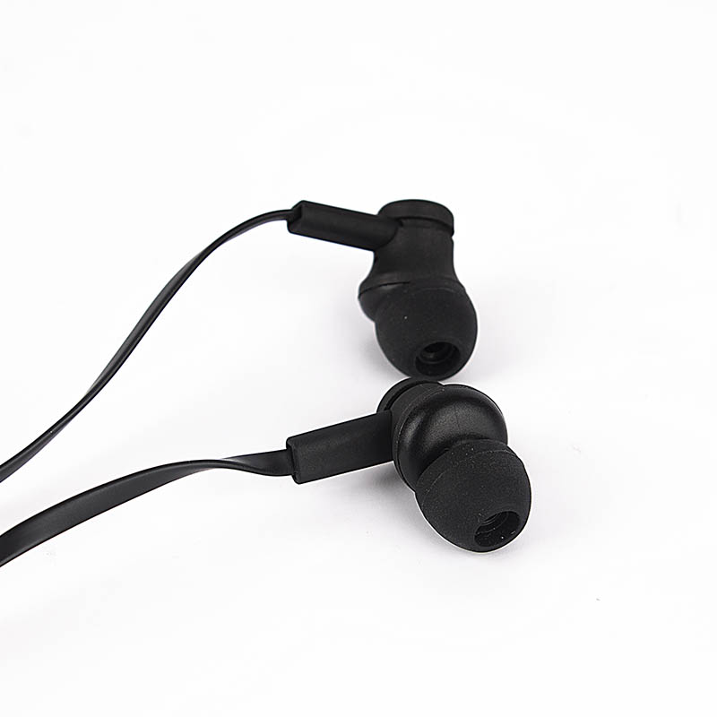 AUDIFONO-MP3-HALION-FX40-NEGRO-CON-ESTUCHE-3